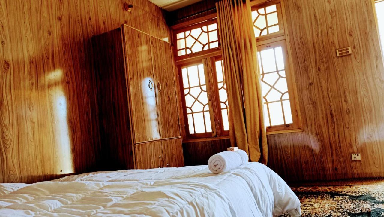 Old Hunza Inn Karimabad  Εξωτερικό φωτογραφία